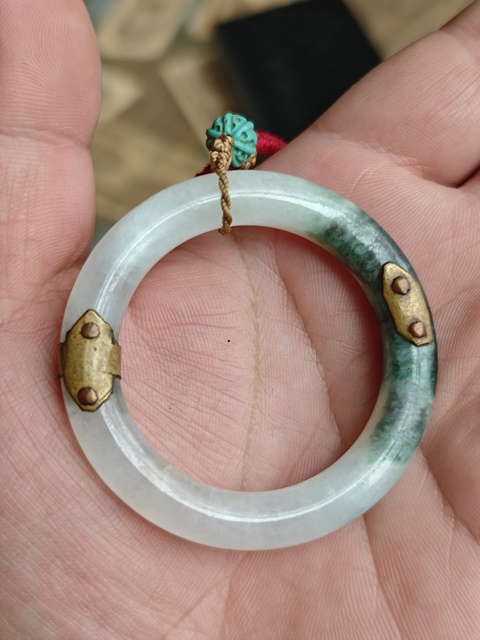 古玩玉器翡翠環真品鑒賞圖