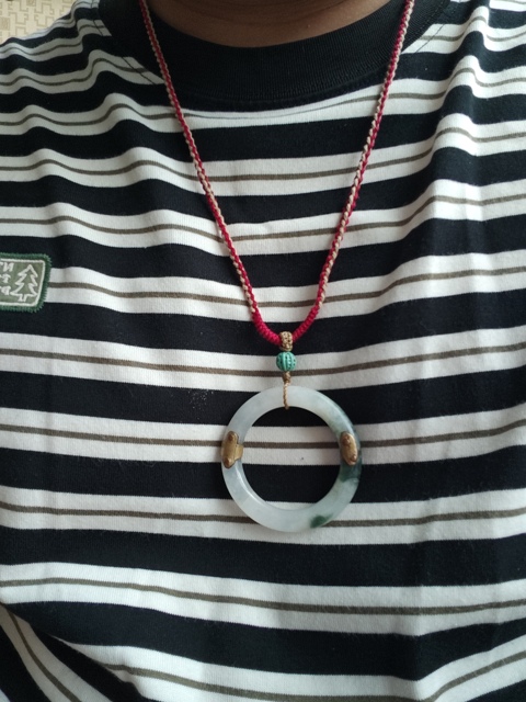 古玩玉器翡翠環真品鑒賞圖