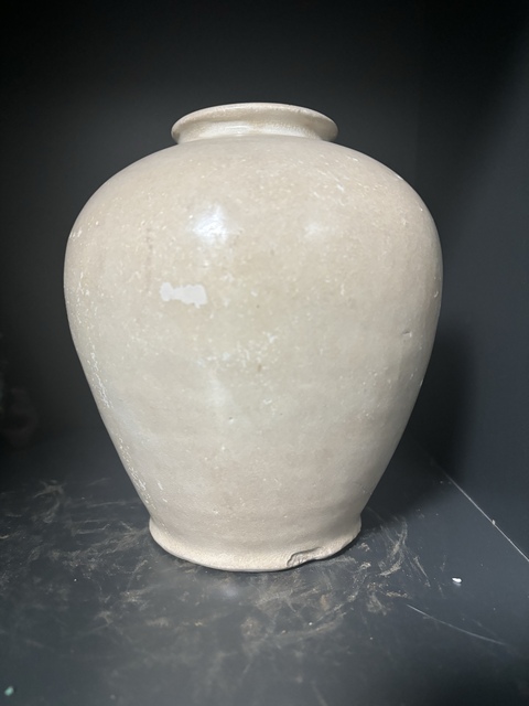 古玩陶瓷唐·鞏義窯白釉罐拍賣，當前價格7500元