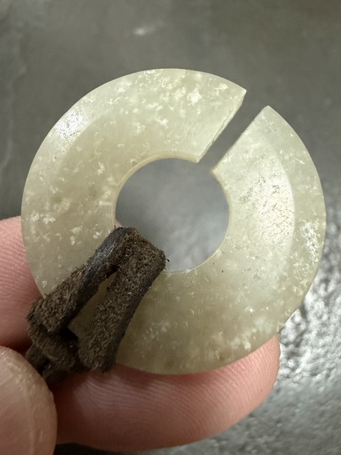 古玩玉器岫玉玉玦真品鑒賞圖