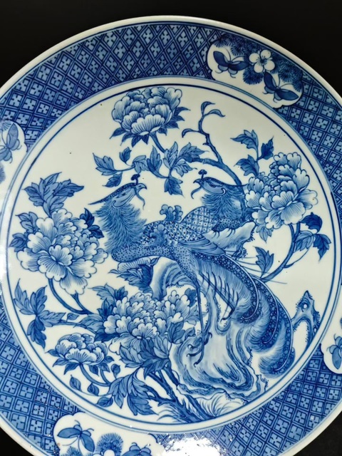 古玩陶瓷鳳凰牡丹紋青花盤真品鑒賞圖