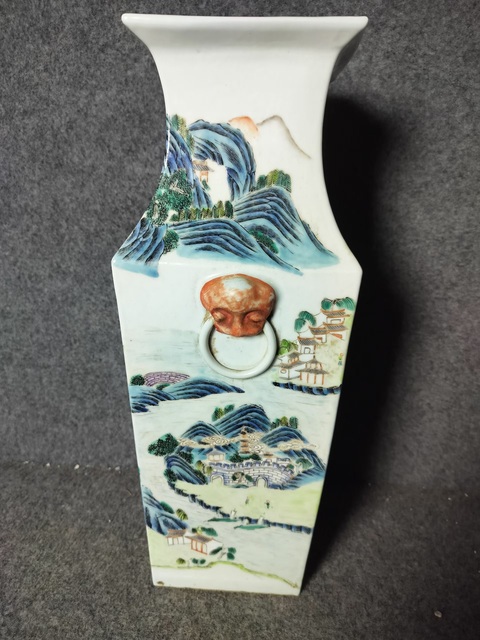 古玩陶瓷山水紋四方撇口瓶拍賣，當前價格1000元