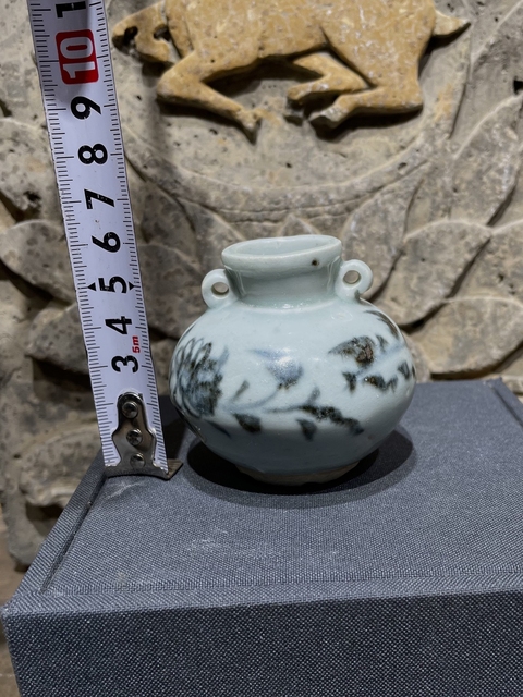 古玩陶瓷青花花卉紋雙系罐真品鑒賞圖