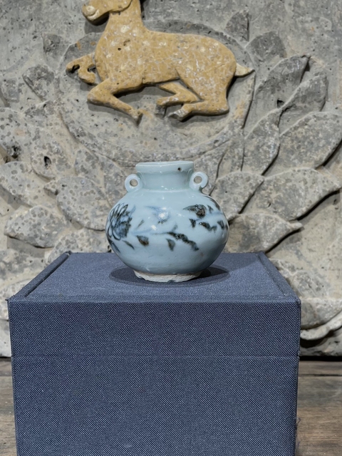 古玩陶瓷青花花卉紋雙系罐真品鑒賞圖