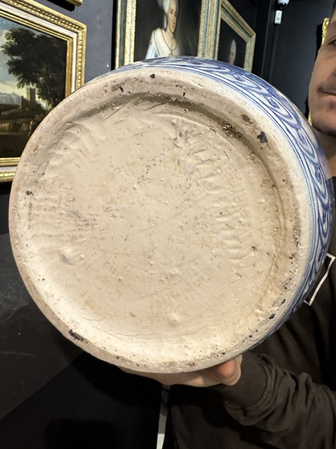 古玩陶瓷山水紋青花罐真品鑒賞圖