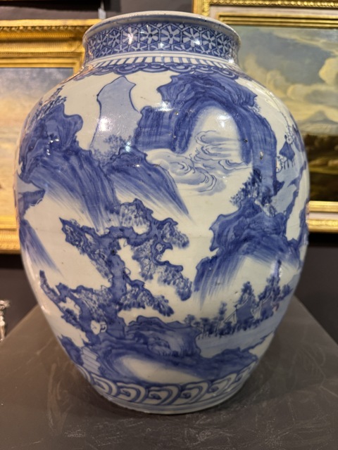 古玩陶瓷山水紋青花罐真品鑒賞圖