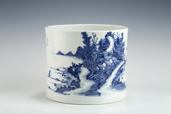 古玩陶瓷清乾隆·青花山水人物紋筆海真品鑒賞圖