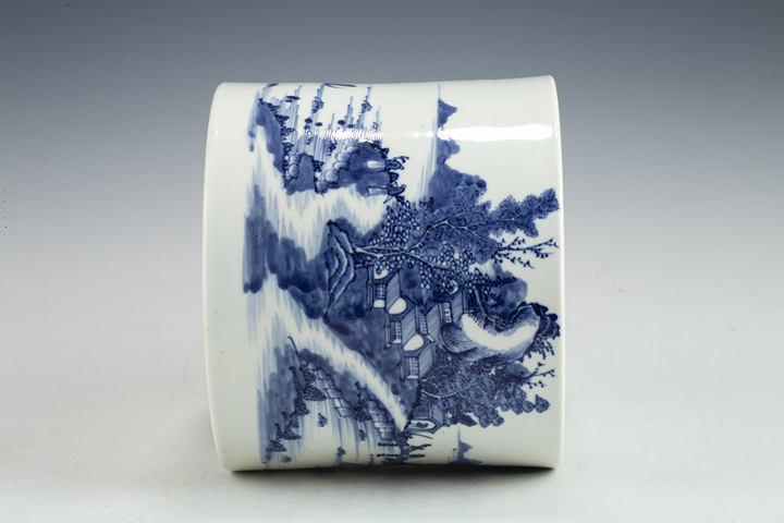 古玩陶瓷清乾隆·青花山水人物紋筆海真品鑒賞圖