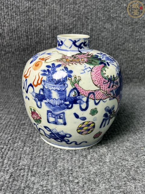 古玩陶瓷清晚·青花粉彩博古龍紋罐 真品鑒賞圖