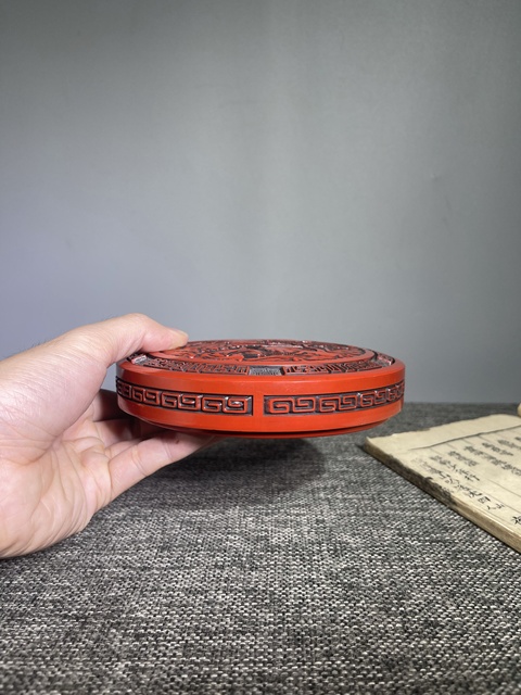 古玩雜項創(chuàng)匯時期.漆盒拍賣，當前價格0元