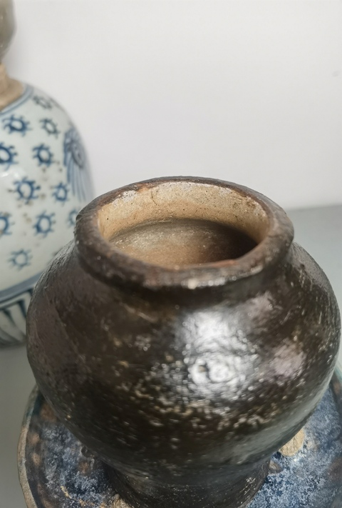 古玩陶瓷黑釉罐真品鑒賞圖