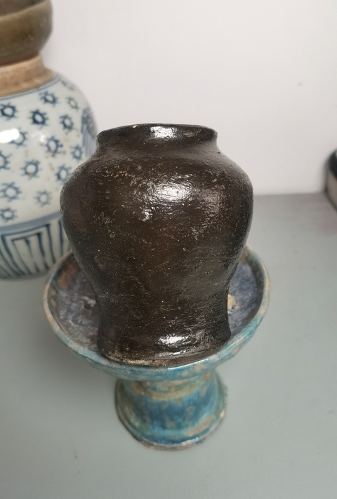 古玩陶瓷黑釉罐真品鑒賞圖