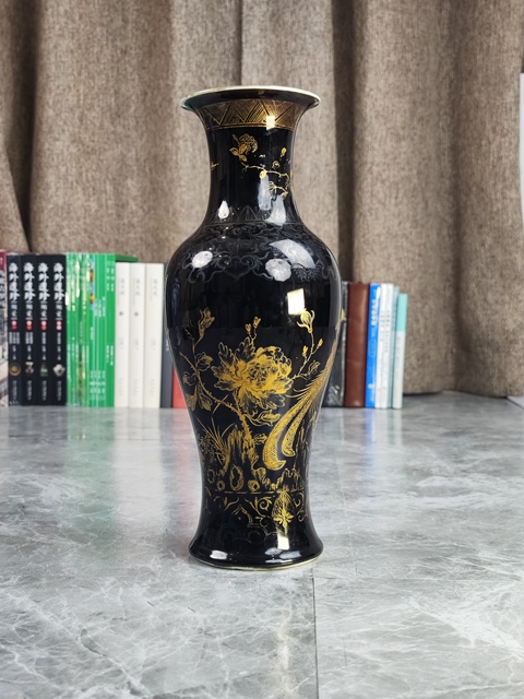 古玩陶瓷烏金釉描金鳳凰牡丹紋觀音瓶真品鑒賞圖
