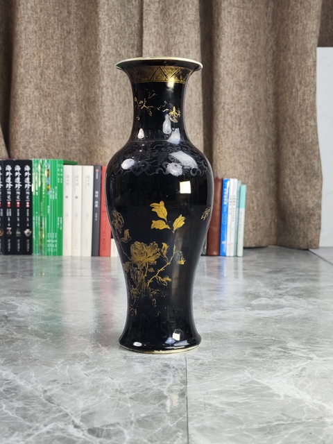 古玩陶瓷烏金釉描金鳳凰牡丹紋觀音瓶真品鑒賞圖