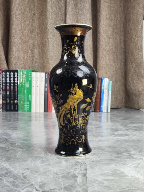 古玩陶瓷烏金釉描金鳳凰牡丹紋觀音瓶真品鑒賞圖