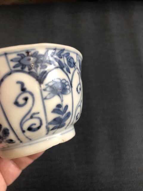 古玩陶瓷青花花卉杯真品鑒賞圖