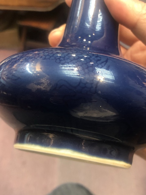 古玩陶瓷霽藍釉刻花龍紋荸薺瓶16/12/2026拍賣，當前價格38000元