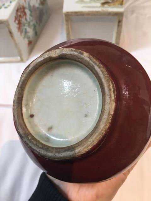 古玩陶瓷郎紅釉膽瓶真品鑒賞圖