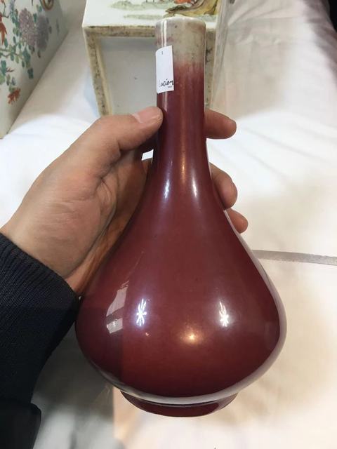 古玩陶瓷郎紅釉膽瓶真品鑒賞圖