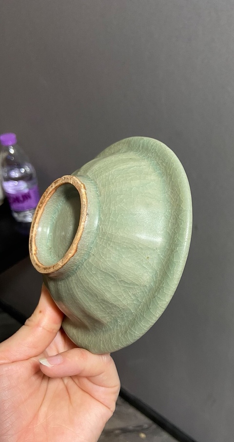 古玩陶瓷龍泉窯青釉折沿洗真品鑒賞圖