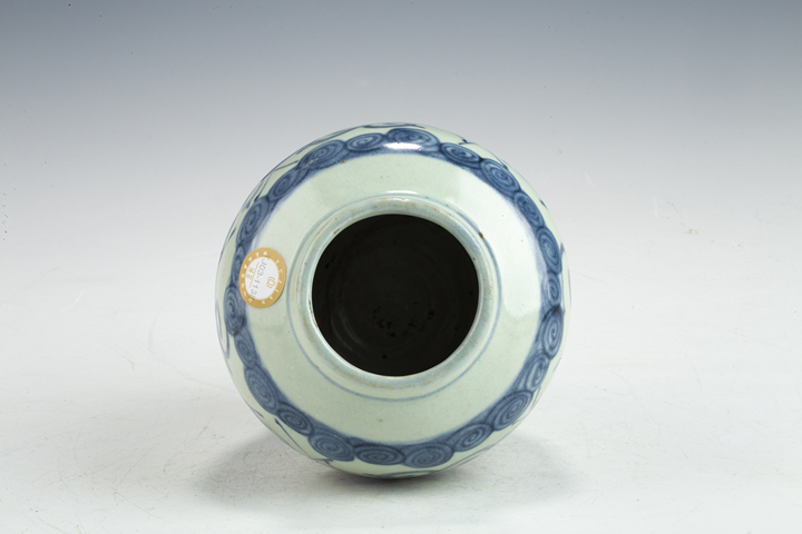 古玩陶瓷明晚·青花獅子穿花紋蓋罐真品鑒賞圖