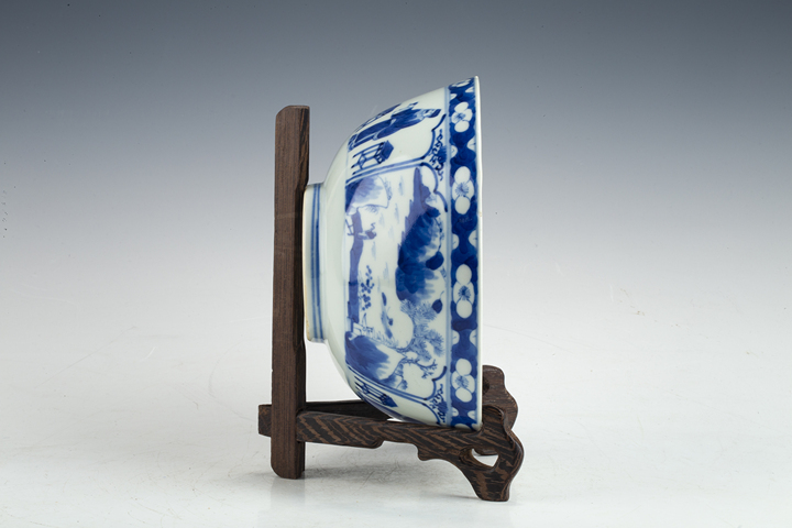 古玩陶瓷清晚·青花開窗四愛圖碗拍賣，當前價格564元