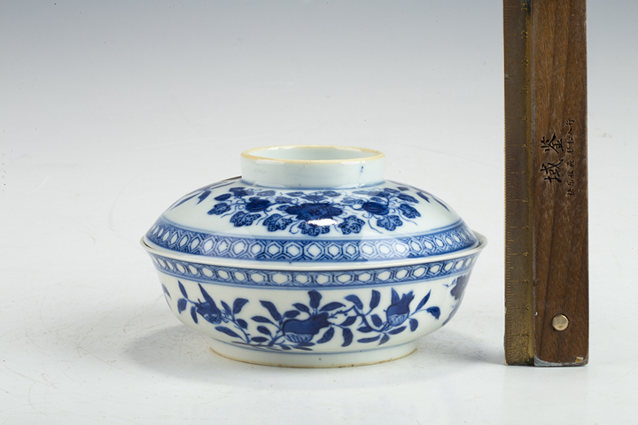 古玩陶瓷清晚·青花三多紋蓋碗拍賣，當前價格774元