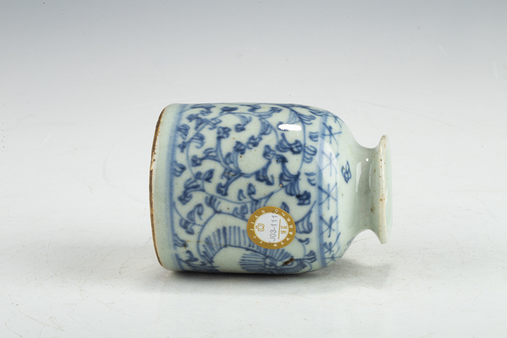 古玩陶瓷清中·青花纏枝花卉紋水盂拍賣，當(dāng)前價(jià)格188元