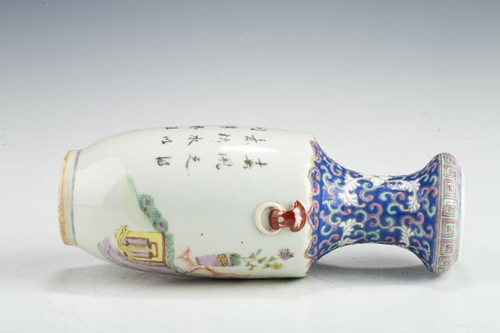 古玩陶瓷民國·粉彩三娘教子紋輔首瓶真品鑒賞圖