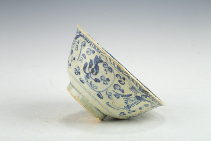 古玩陶瓷明中·青花鳳穿花紋碗拍賣，當前價格1316元