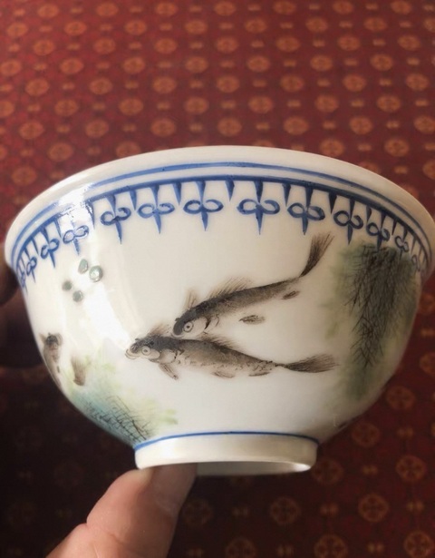 古玩陶瓷粉彩魚藻紋茶碗拍賣，當前價格2800元