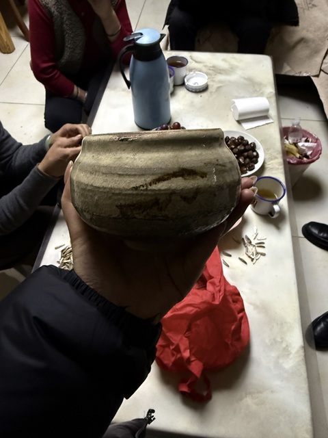 古玩陶瓷磁州窯白釉點彩罐真品鑒賞圖