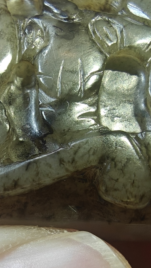 古玩玉器和田玉雕“螭龍紋帶扣”拍賣，當(dāng)前價(jià)格15800元