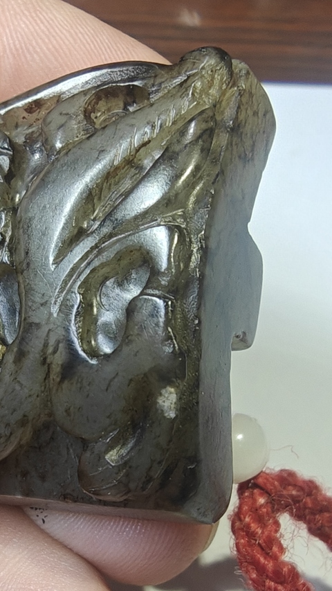 古玩玉器和田玉雕“螭龍紋帶扣”拍賣，當(dāng)前價(jià)格15800元