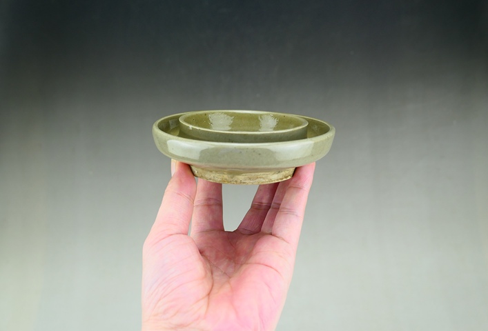 古玩陶瓷精品:明代龍泉窯青瓷托盤（極品釉光）拍賣，當前價格0元