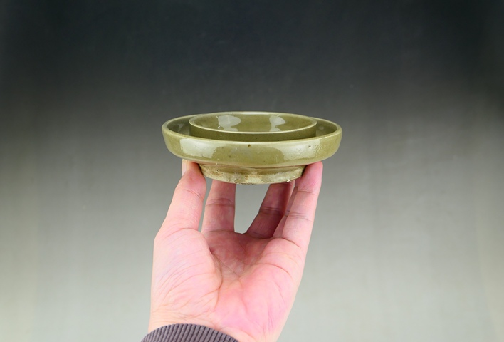 古玩陶瓷精品:明代龍泉窯青瓷托盤（極品釉光）拍賣，當前價格0元