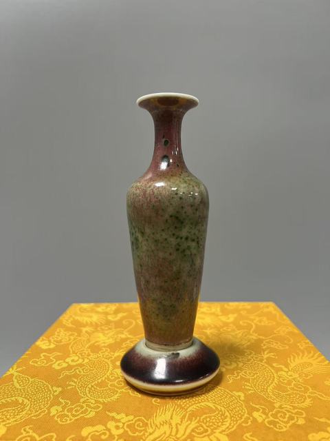 古玩陶瓷柳葉瓶真品鑒賞圖