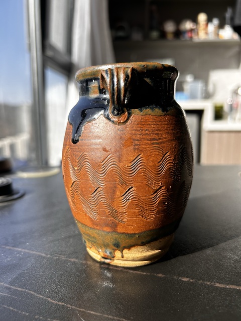 古玩陶瓷雙色釉刻水波紋雙耳罐真品鑒賞圖