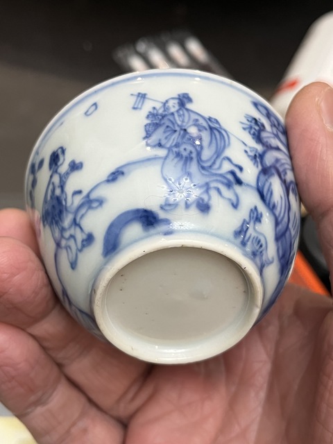 古玩陶瓷清代早期青花人物杯真品鑒賞圖