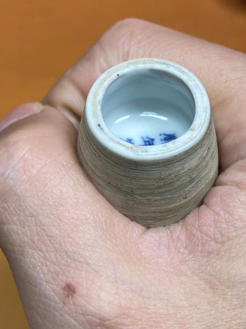 古玩陶瓷柳葉瓶真品鑒賞圖