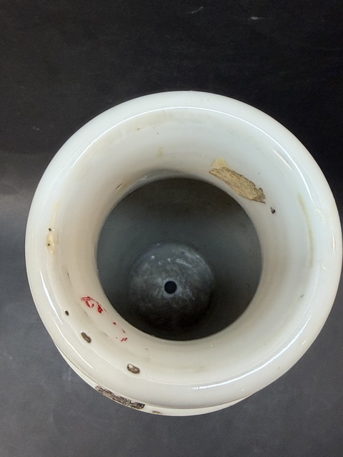 古玩陶瓷民國(guó) 粉彩人物故事圖瓶真品鑒賞圖