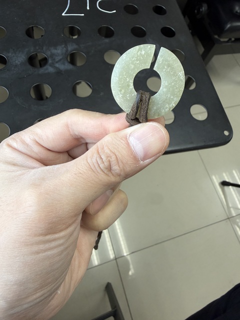 古玩玉器和田玉雕“素紋玦”真品鑒賞圖