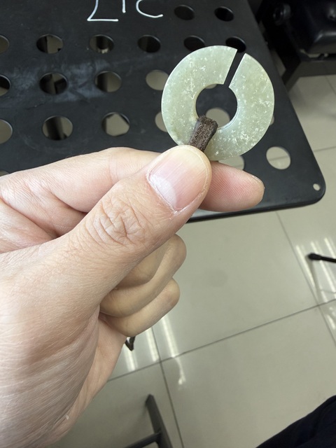 古玩玉器和田玉雕“素紋玦”真品鑒賞圖