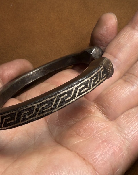 古玩銅器手鐲真品鑒賞圖