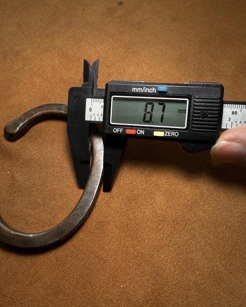 古玩銅器手鐲真品鑒賞圖