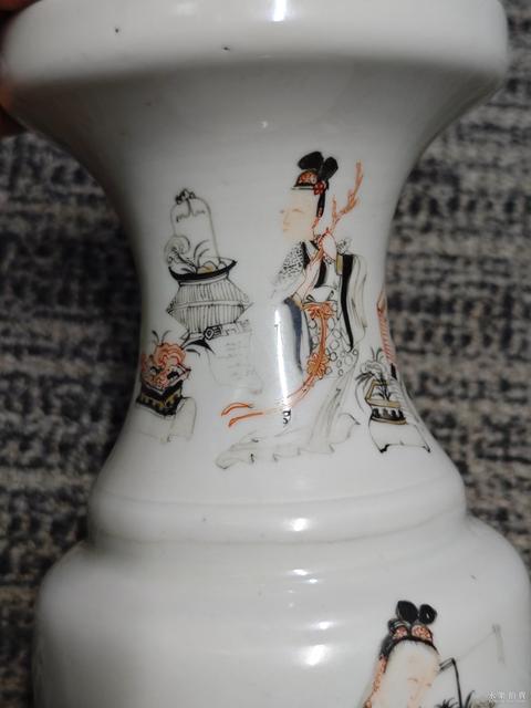 古玩陶瓷墨彩盤口瓶真品鑒賞圖