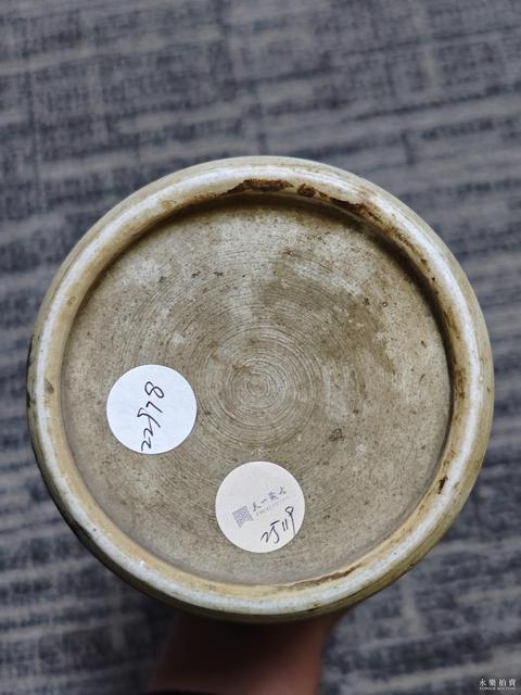 古玩陶瓷墨彩盤口瓶真品鑒賞圖