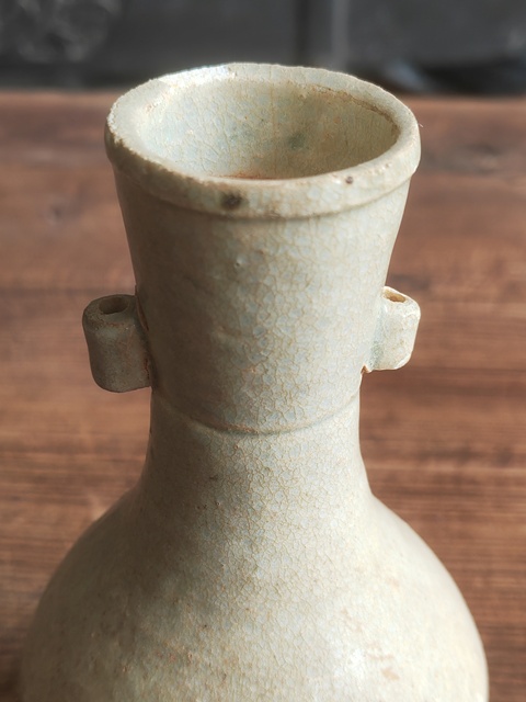 古玩陶瓷貫耳瓶真品鑒賞圖