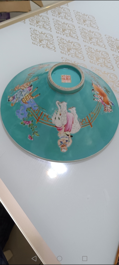 古玩陶瓷人物紋粉彩碗真品鑒賞圖