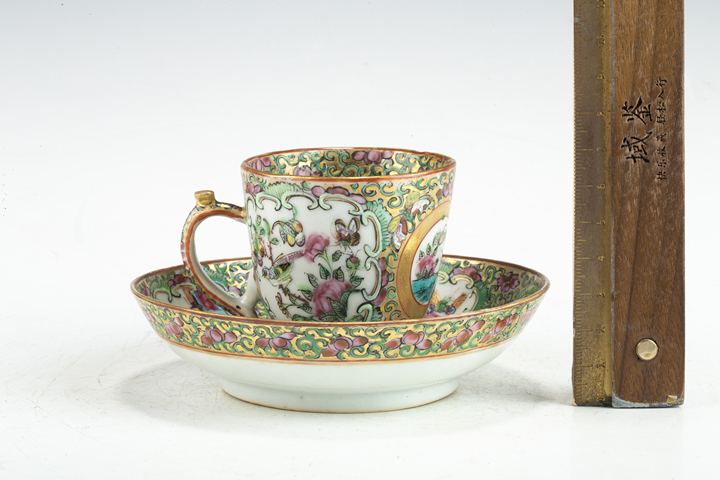 古玩陶瓷清晚·廣彩開窗人物花鳥紋杯碟一套真品鑒賞圖